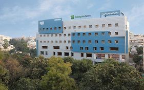 Holiday Inn Express Hyderabad Banjara Hills
